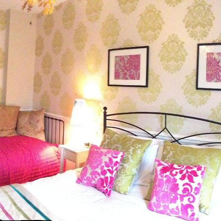 The Hollies Bed & Breakfast Fulford  Екстериор снимка
